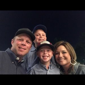 Meet your Posher, April